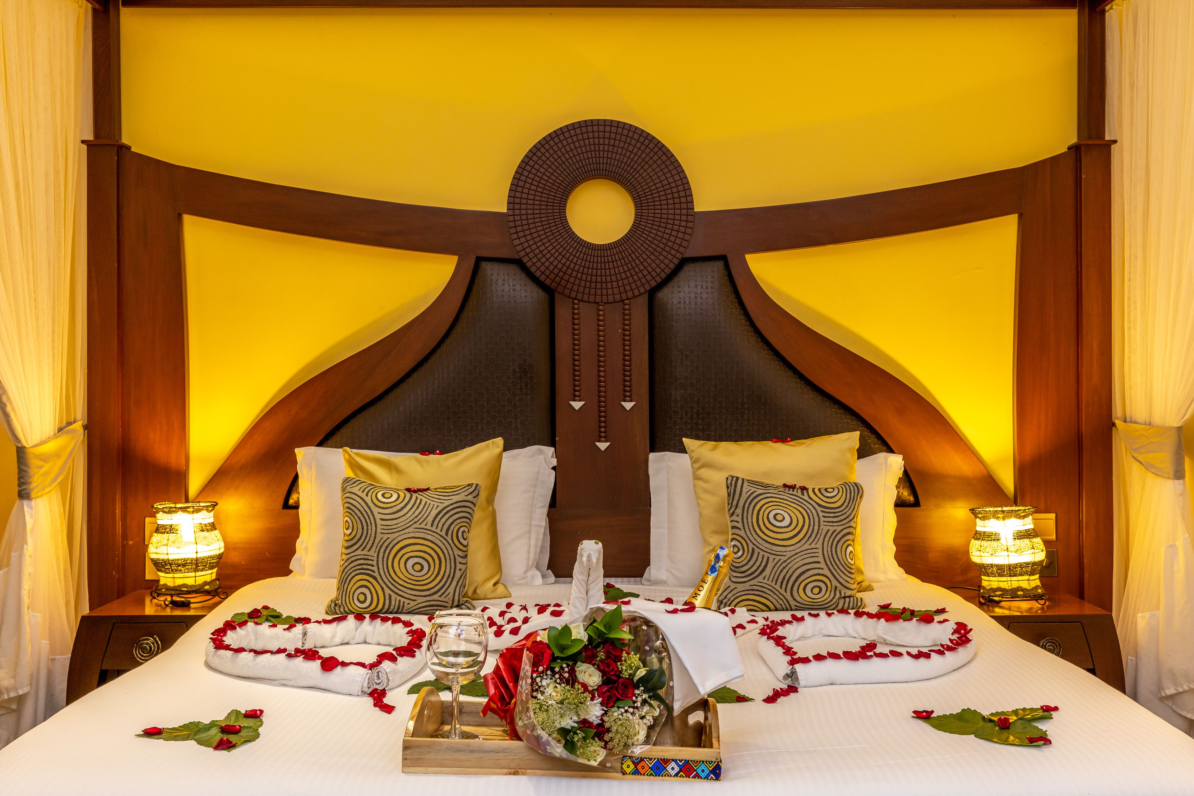 Honeymoon Suite | Premium bedding, minibar, in-room safe, individually decorated