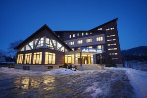 Fachada de la propiedad