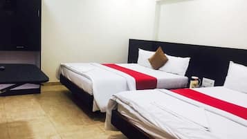 In-room safe, desk, free rollaway beds, free WiFi