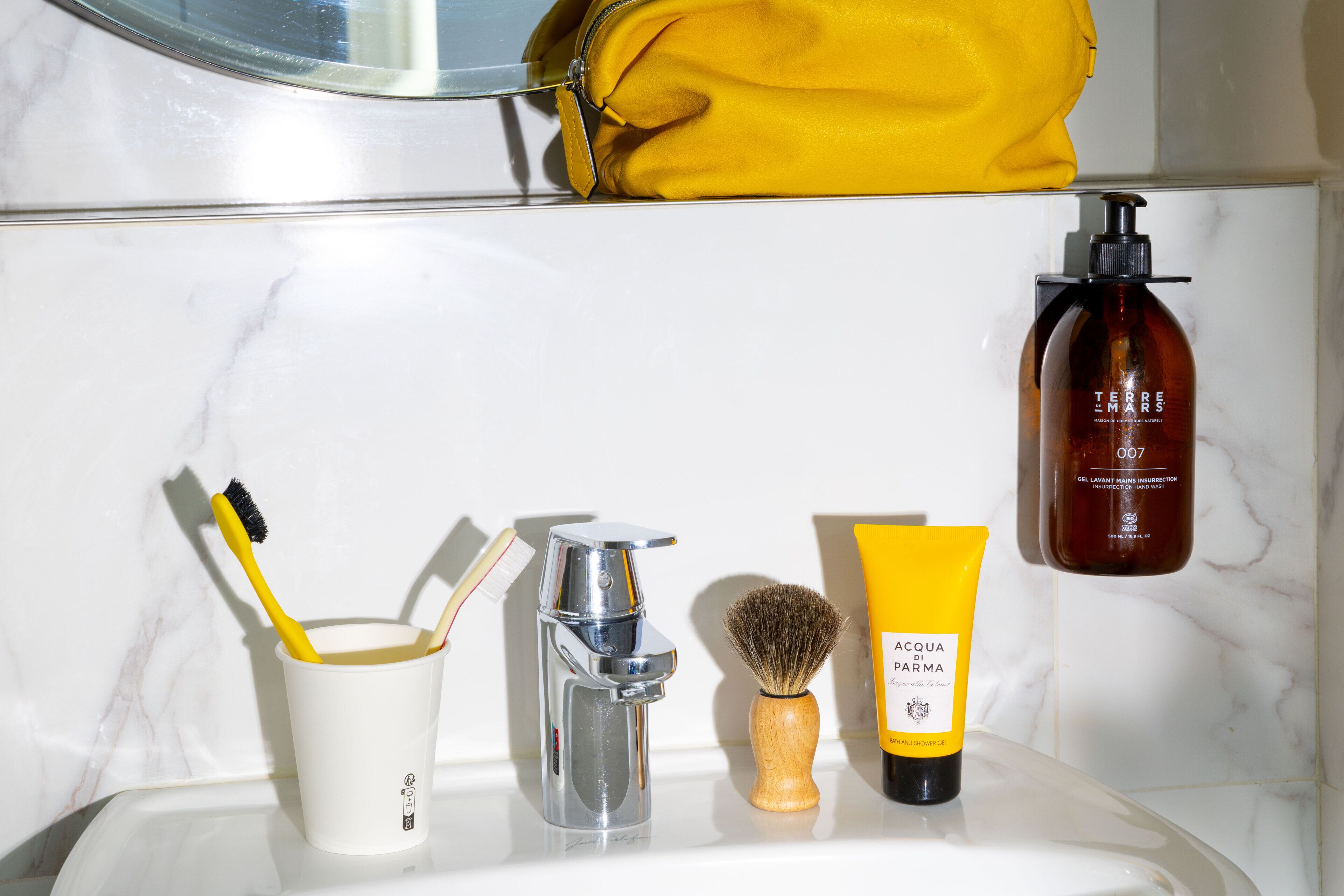 standard double room | bathroom | free toiletries, hair dryer, towels, soap