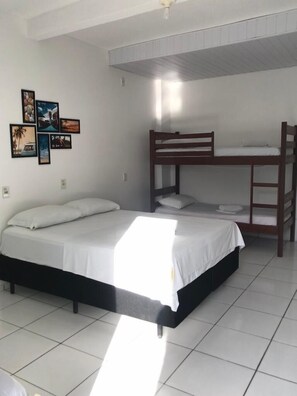 Deluxe Room, Multiple Beds | Minibar, free WiFi, bed sheets - Pousada Ilha do Sol (Salinópolis)