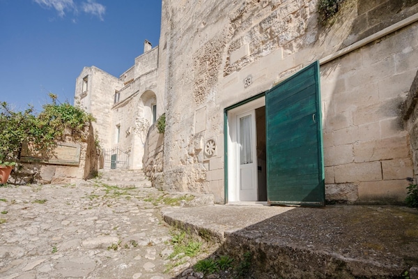 Doppia Basic, 1 letto matrimoniale con divano letto | 1 camera, biancheria da letto di alta qualità, con stile personalizzato