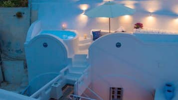 Villa, 4 slaapkamers, bubbelbad | Terras