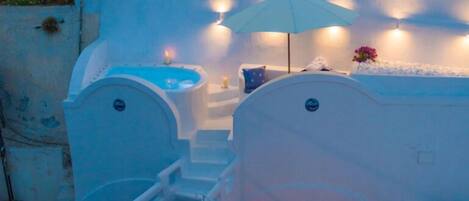 Villa, 4 Schlafzimmer, Whirlpool | Terrasse/Patio