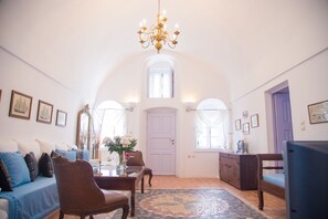 别墅, 4 间卧室, 按摩浴缸 | 起居区 | 等离子电视、DVD 播放器