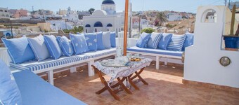 Lydia Luxury Villa