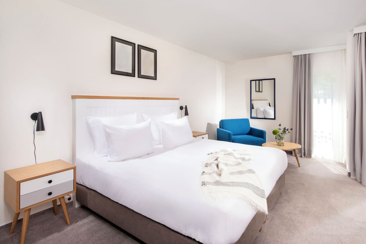 Superior Double Room | 1 bedroom, hypo-allergenic bedding, blackout drapes, free WiFi