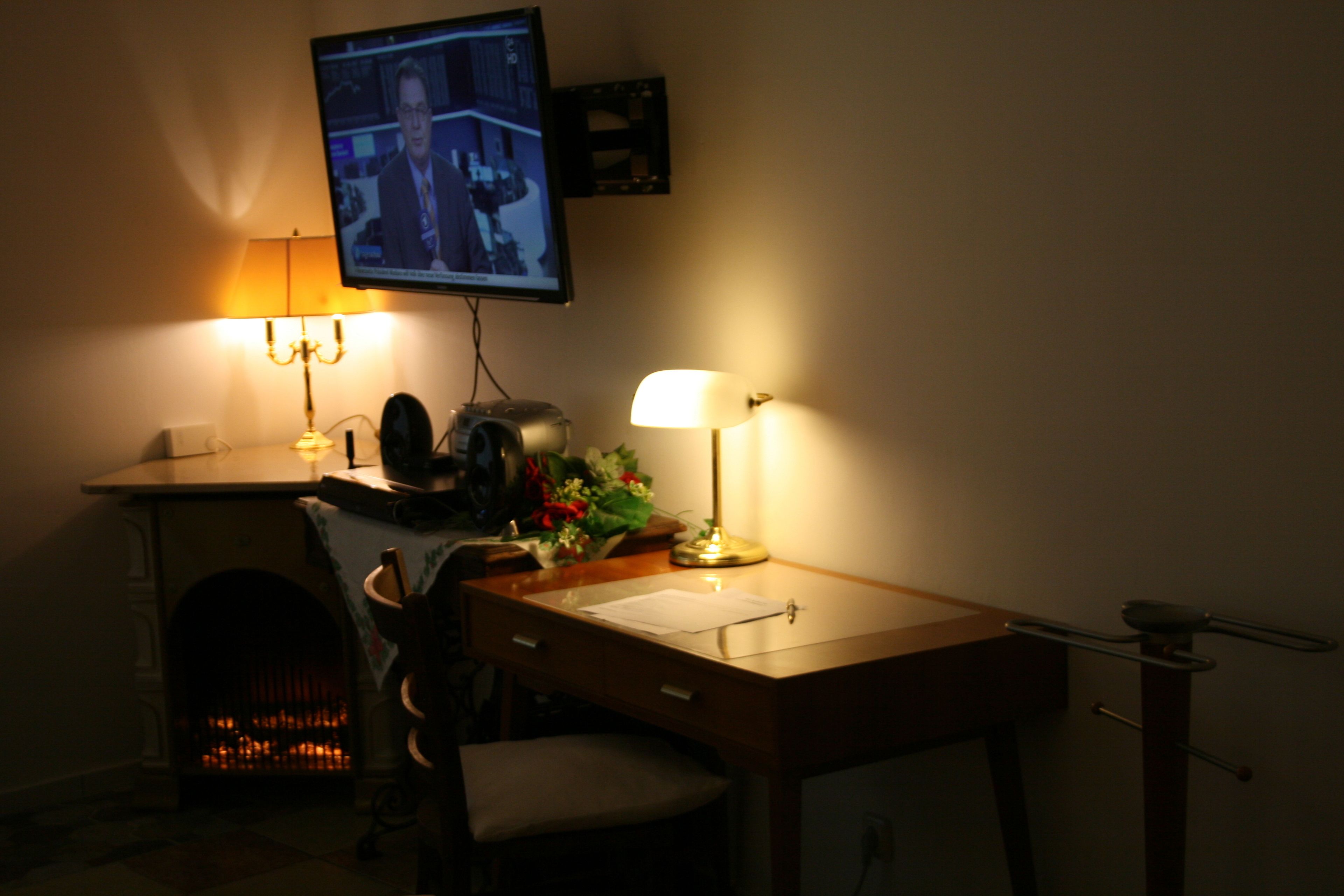 Comfort Studio, 1 King Bed with Sofa bed, Non Smoking, Kitchenette | Room amenity