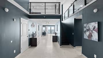 Penthouse, Beberapa Tempat Tidur, pemandangan samudra | Area keluarga | TV layar datar