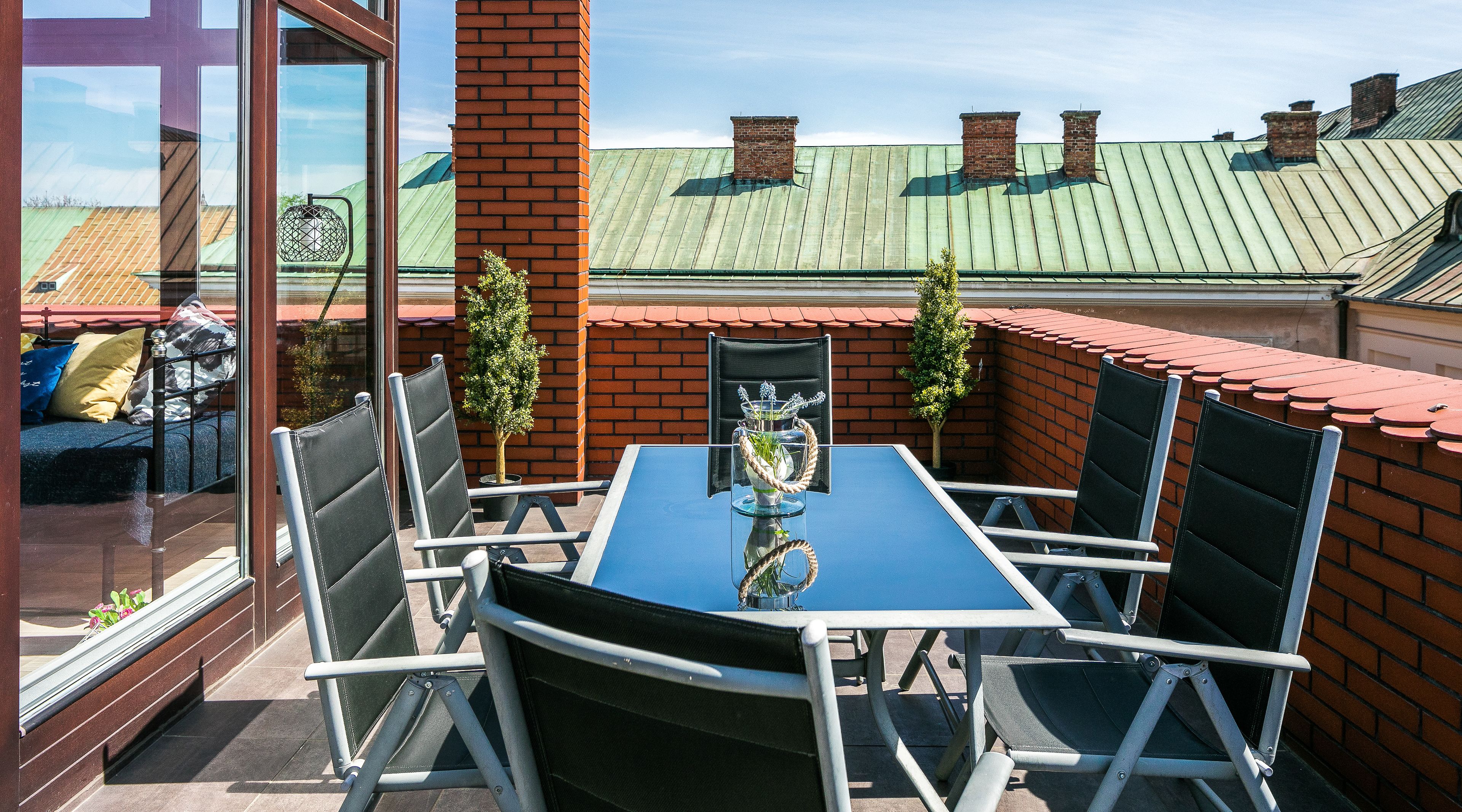 gallery penthouse, 1 queen bed with sofa bed, city view | balcony