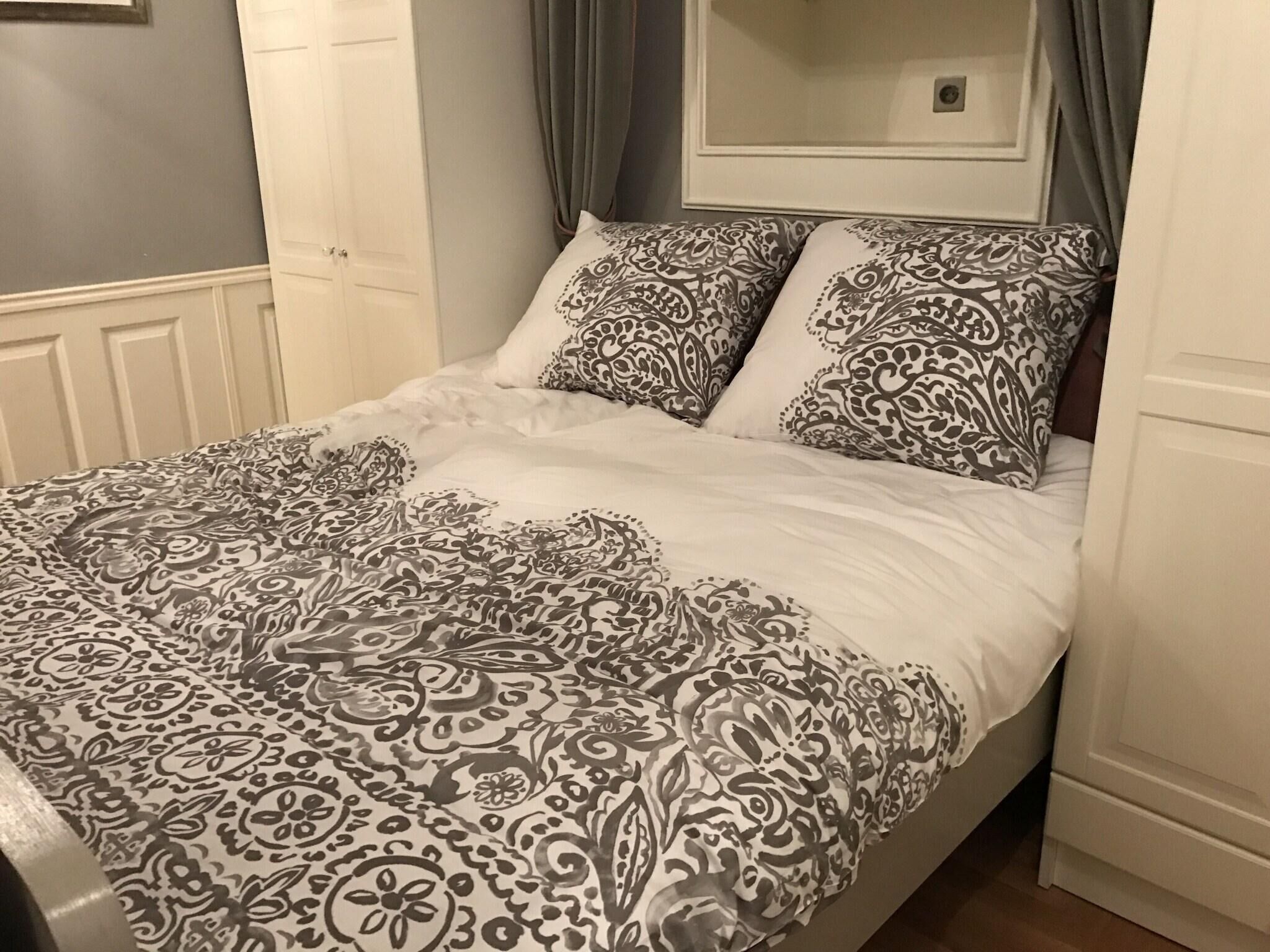 Hypo-allergenic bedding, individually decorated, soundproofing