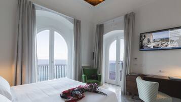 Camera Deluxe con Balcone o Finestre Vista Mare, al Primo o Terzo Piano
