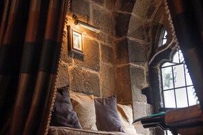 Lounge - Langley Castle Hotel (Hexham)