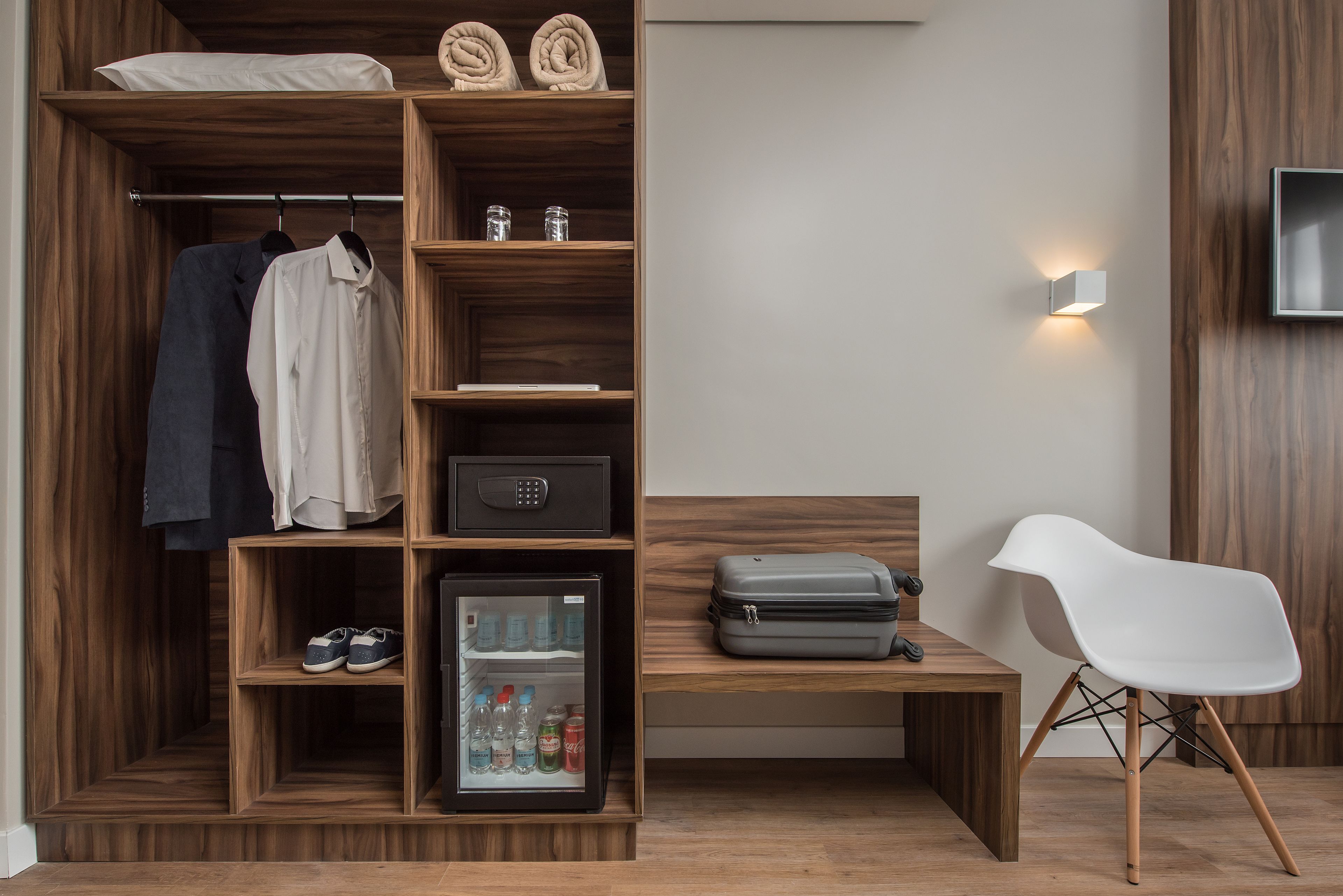 minibar, in-room safe, desk, blackout curtains