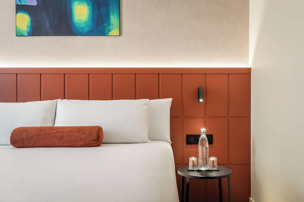 superior double room | 1 bedroom, premium bedding, minibar, in-room safe