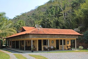 Exterior - Pousada Nova Gironda (Paty do Alferes)