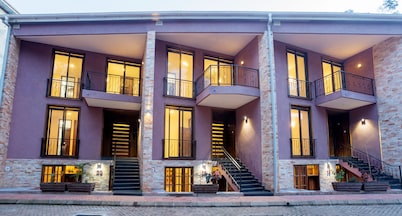 Acacia Green Service Apartments