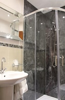 Habitación individual | Ducha del cuarto de baño