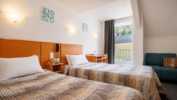 Standard-Doppelzimmer | Schreibtisch, Verdunkelungsvorhänge, schallisolierte Zimmer