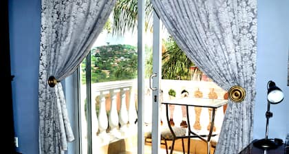 All Seasons Boutique Hotel