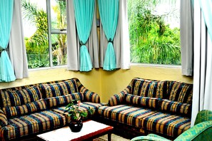 Executive lounge - All Seasons Boutique Hotel (Pretoria)