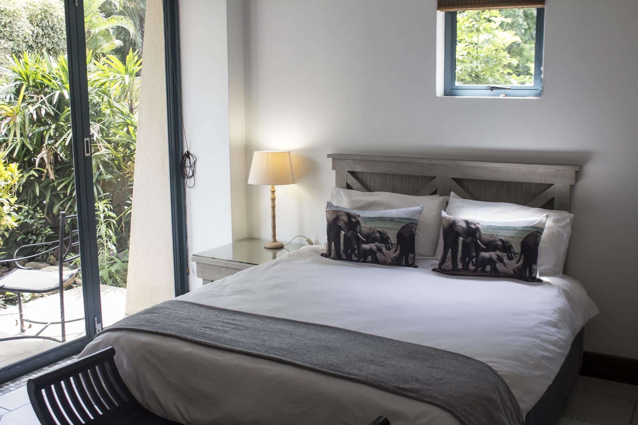 In-room safe, desk, iron/ironing board, free WiFi