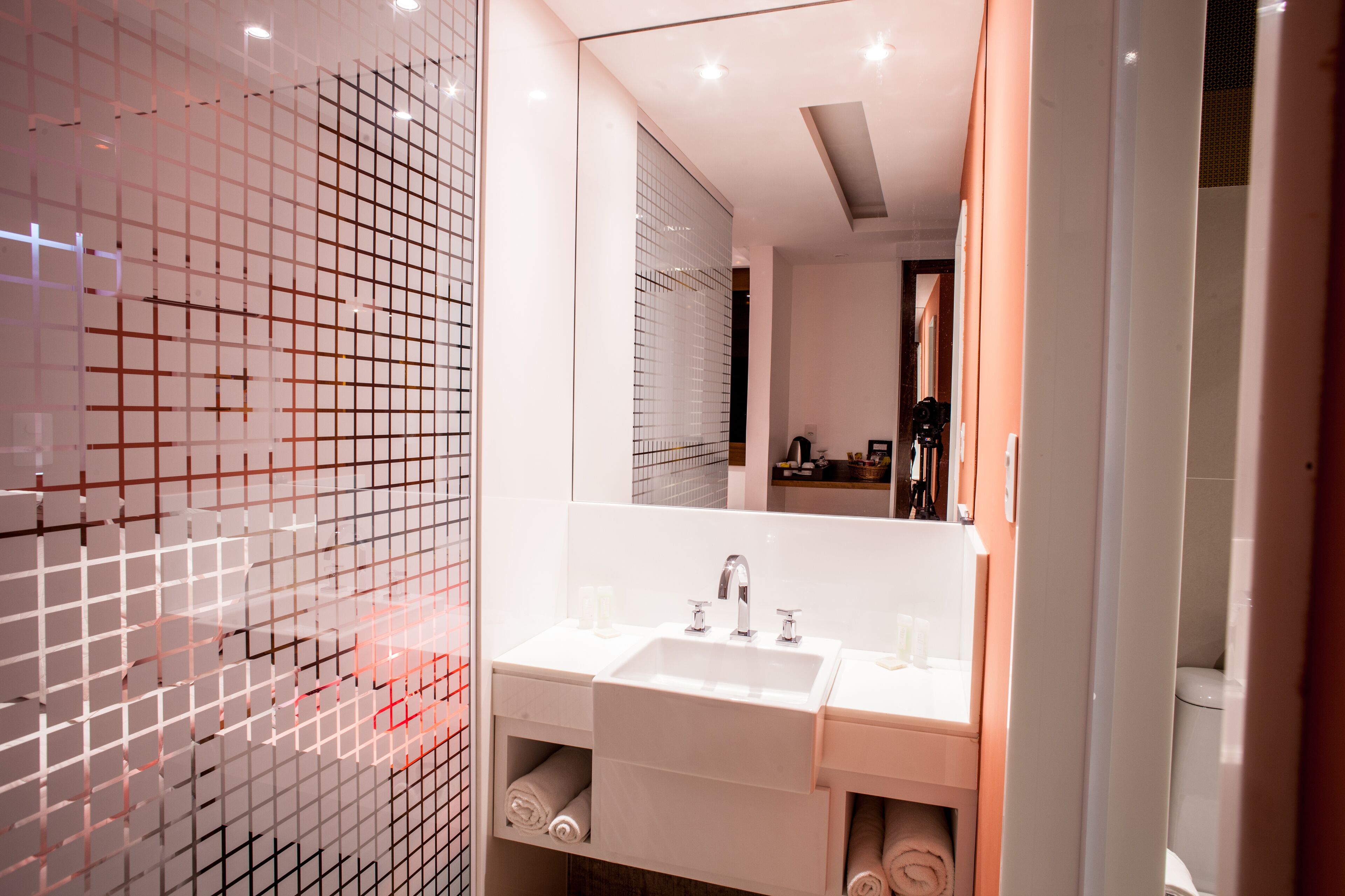 superior room, 2 single beds | bathroom | shower, hair dryer, towels