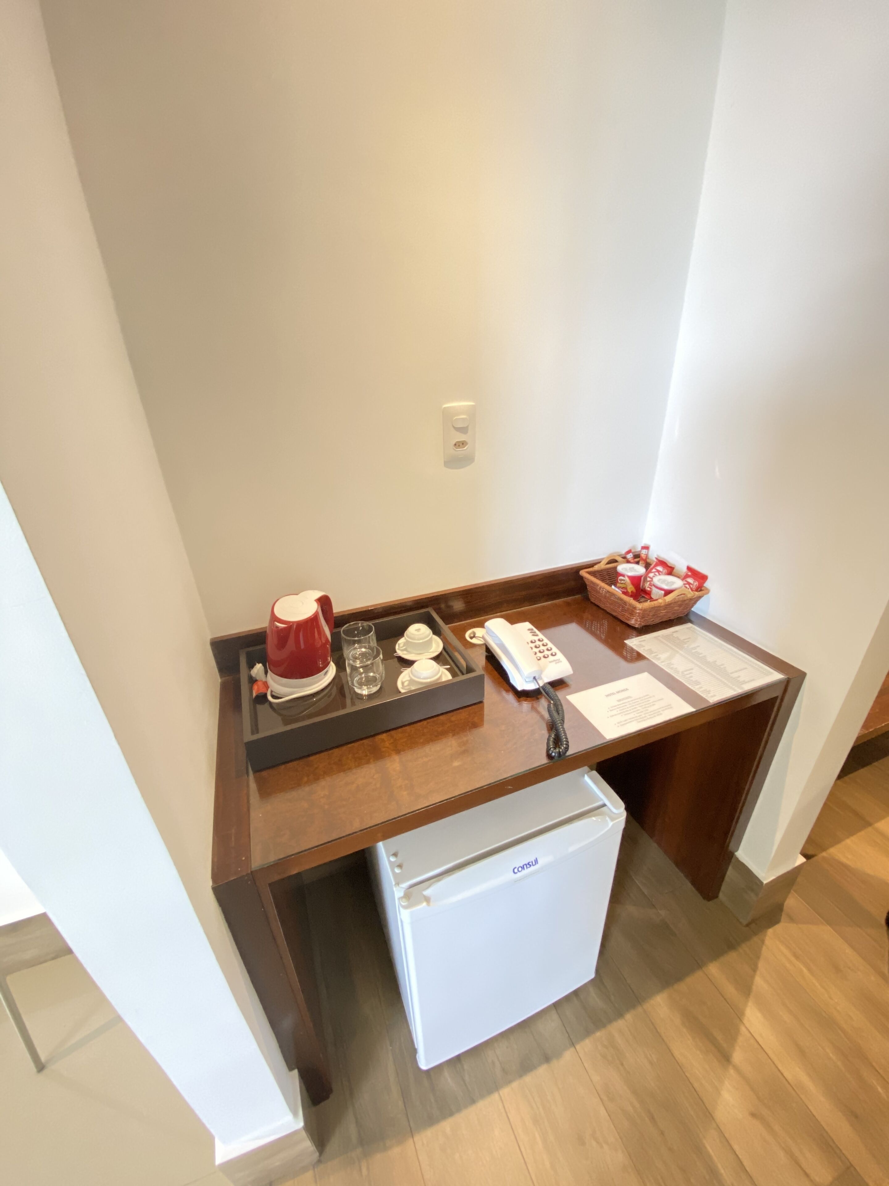 superior suite, 1 bedroom | 1 bedroom, minibar, in-room safe, desk