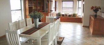 10 The Horseshoe Inn Self catering