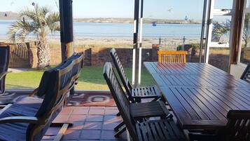 Comfort-Haus, 4 Schlafzimmer ( 9 Seemansrus ) | Wohnbereich