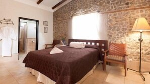 Suite - Casa Hotel San Rafael (Santa Cruz Verapaz)