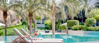 Crowne Plaza Muscat OCEC by IHG