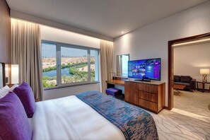 Suite, 1 Bedroom, Accessible, Garden View (Club Lounge Access) - Crowne Plaza Muscat OCEC by IHG (Muscat)