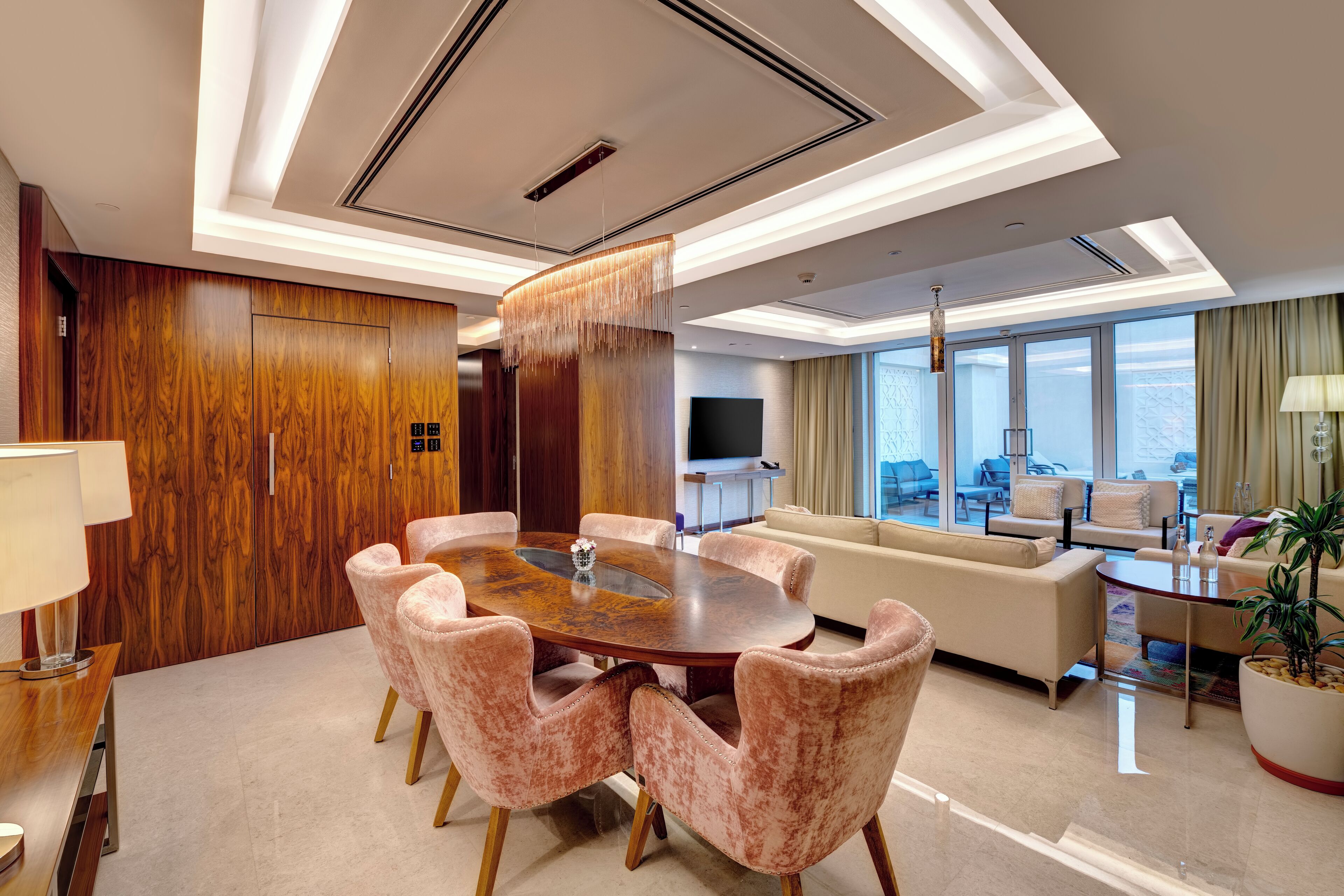 Photo - Crowne Plaza Muscat OCEC by IHG