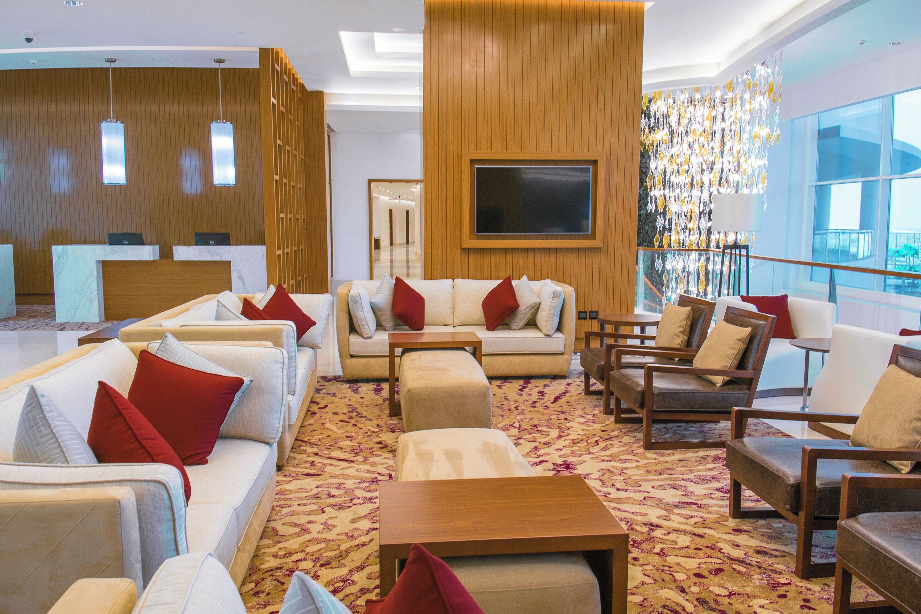 Photo - Crowne Plaza Muscat OCEC by IHG
