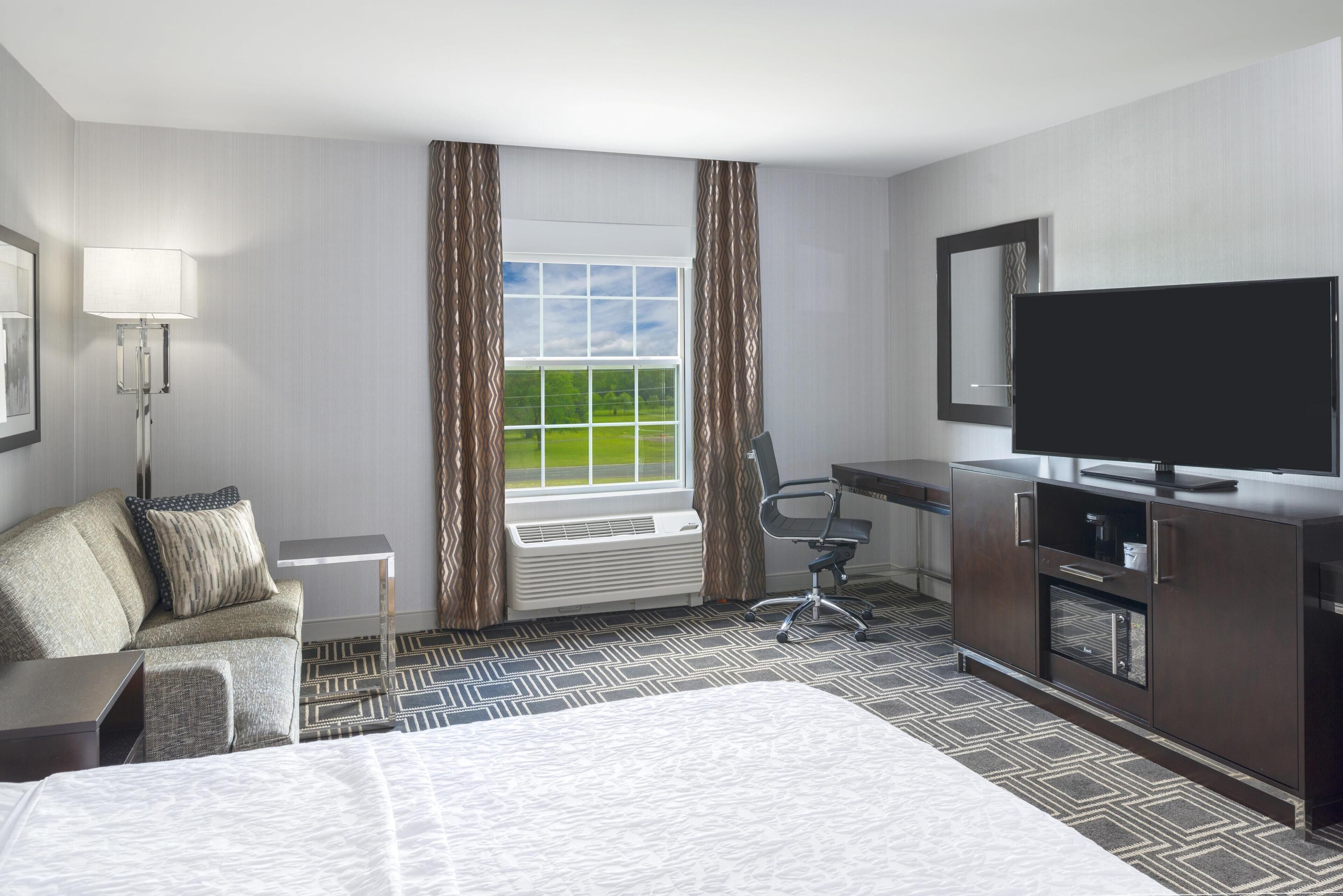 Desk, blackout drapes, free cribs/infant beds, free WiFi