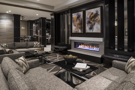 Lobby. Hampton Inn & Suites Bridgewater