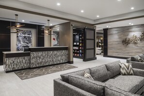 Reception - Hampton Inn & Suites Bridgewater (Bridgewater)