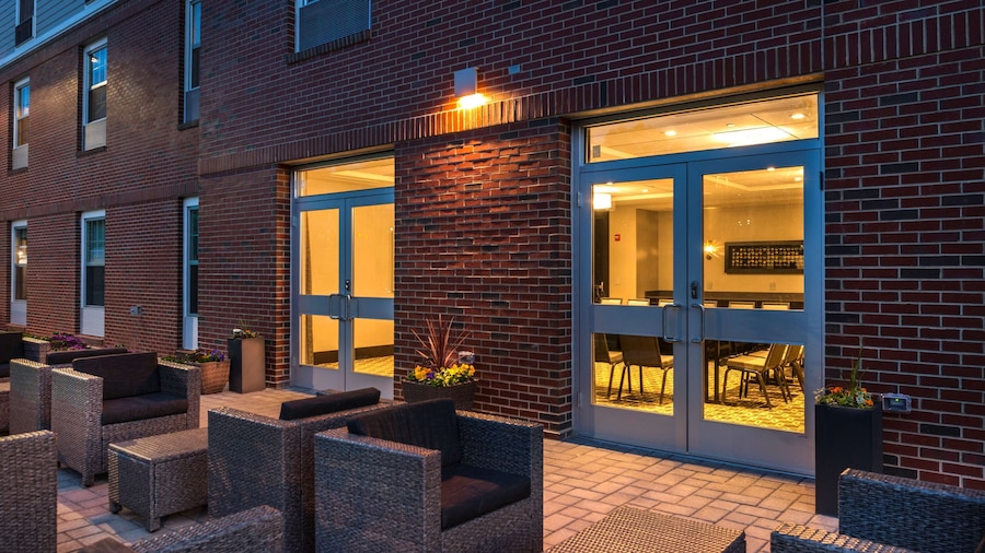 Hampton Inn & Suites Bridgewater