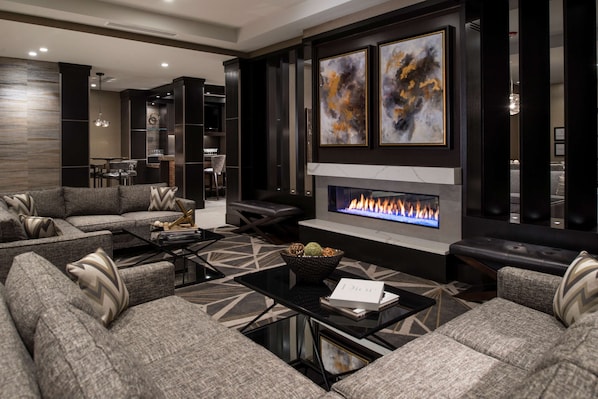 Lobby - Hampton Inn & Suites Bridgewater (Bridgewater)