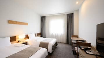 Superior Twin Room, Non Smoking | Iron/ironing board, free WiFi