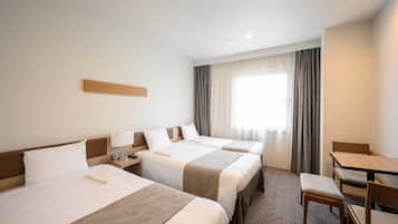 Superior Triple Room, Non Smoking | Iron/ironing board, free WiFi