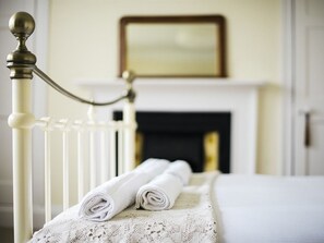 Traditional Apartment, Private Bathroom (Flat in Georgian House) | 1 bedroom