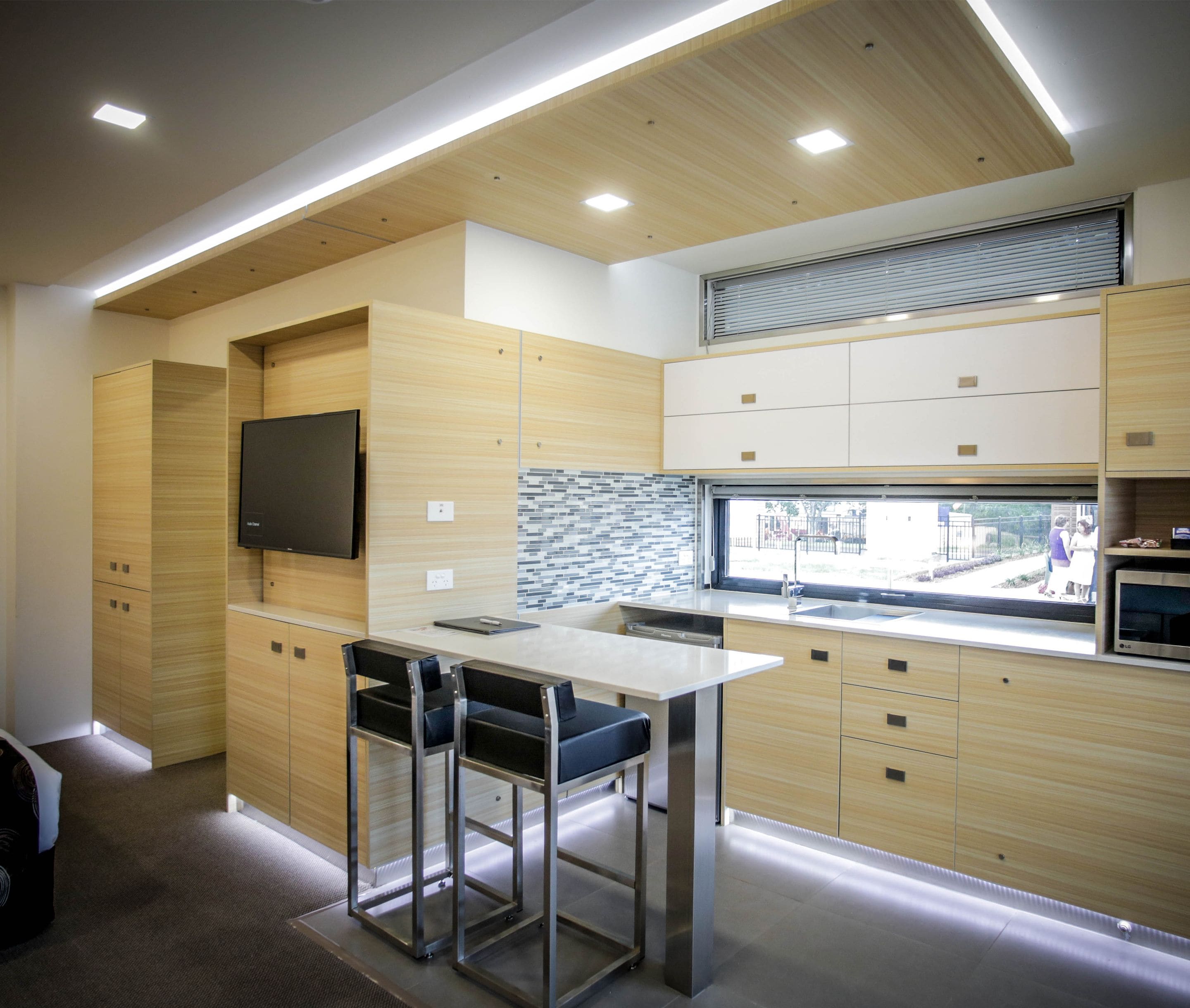 Fridge, microwave, coffee/tea maker, electric kettle