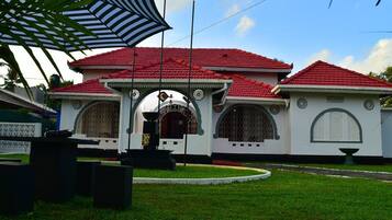 Façade de lâhĂ©bergement