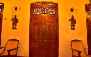 Nội thất lối vào