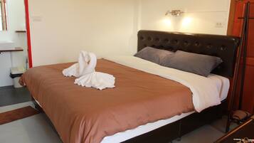 Habitación Deluxe | Minibar (con algunos artículos gratuitos) y caja fuerte