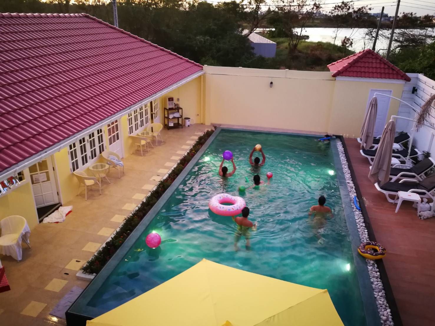 outdoor pool, pool loungers