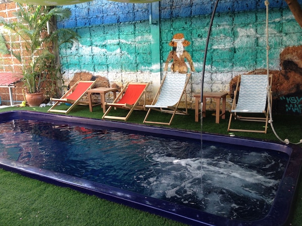 Outdoor pool, pool loungers