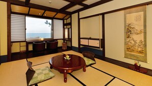 セーフティボックス (室内)、WiFi (無料)